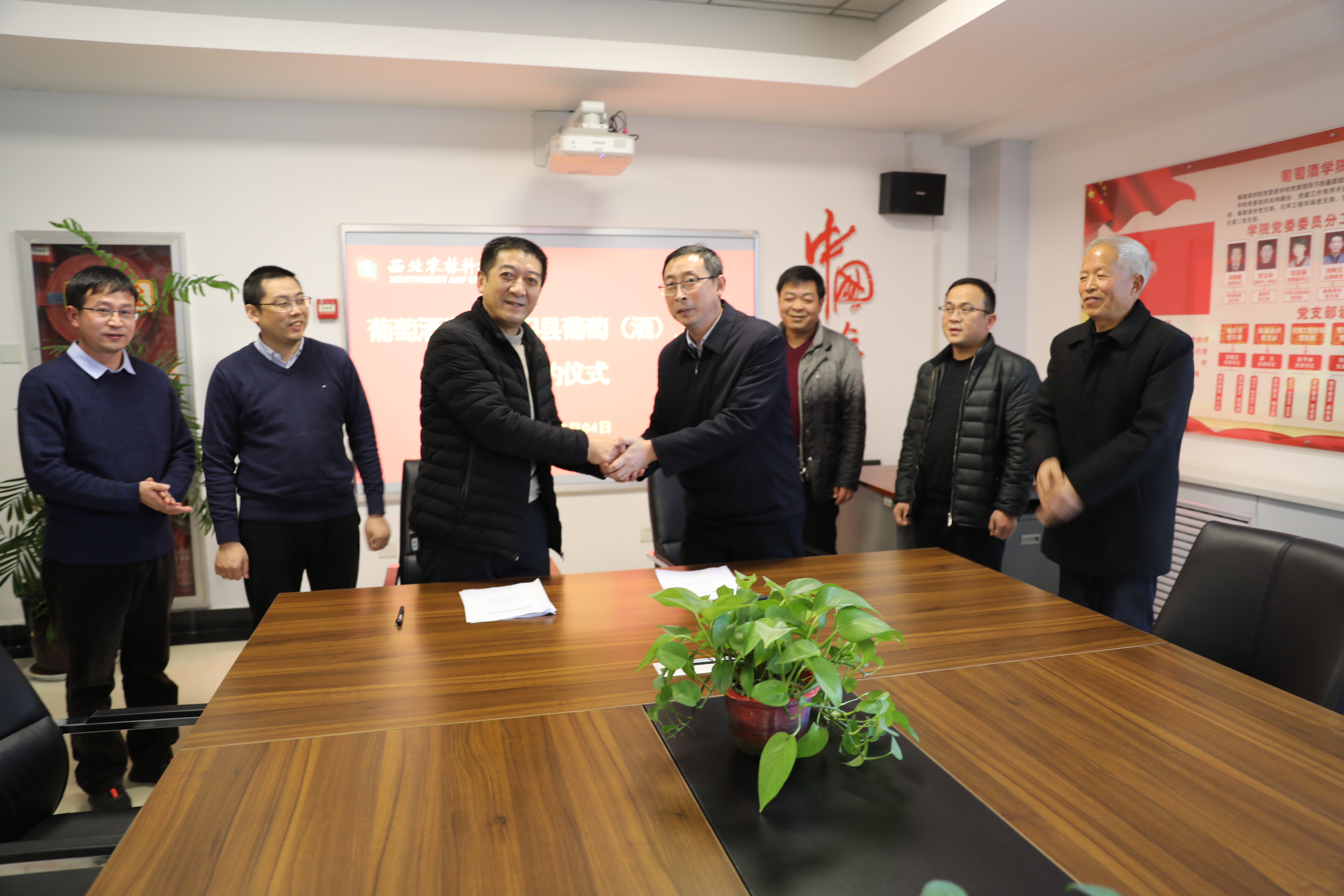 9fa4658438ed4acfb2adcca5251241fa.jpg 9fa4658438ed4acfb2adcca5251241fa.jpg