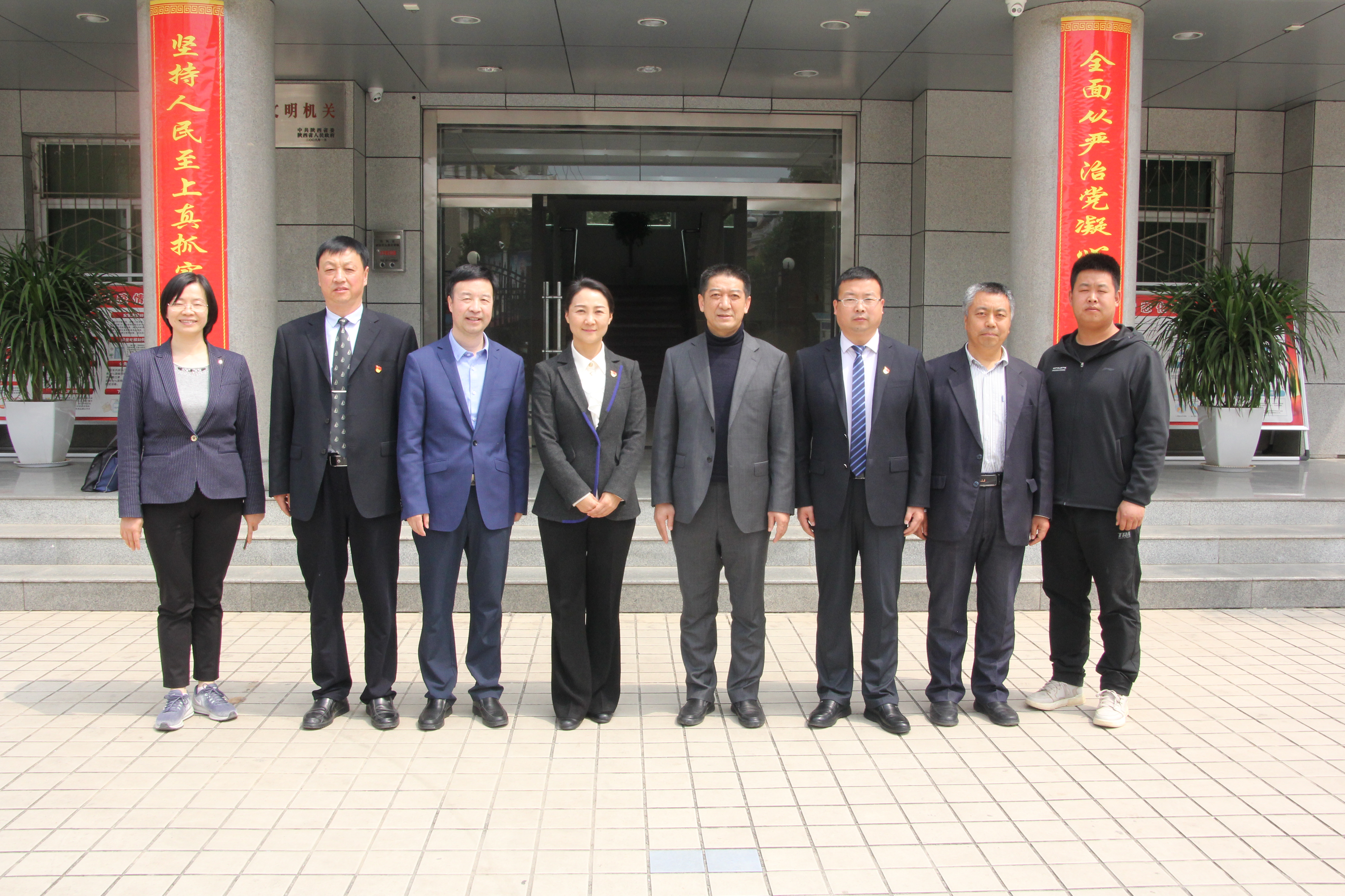 2209a0bac86e48ce8c61503b23d4d8ad.jpg 2209a0bac86e48ce8c61503b23d4d8ad.jpg