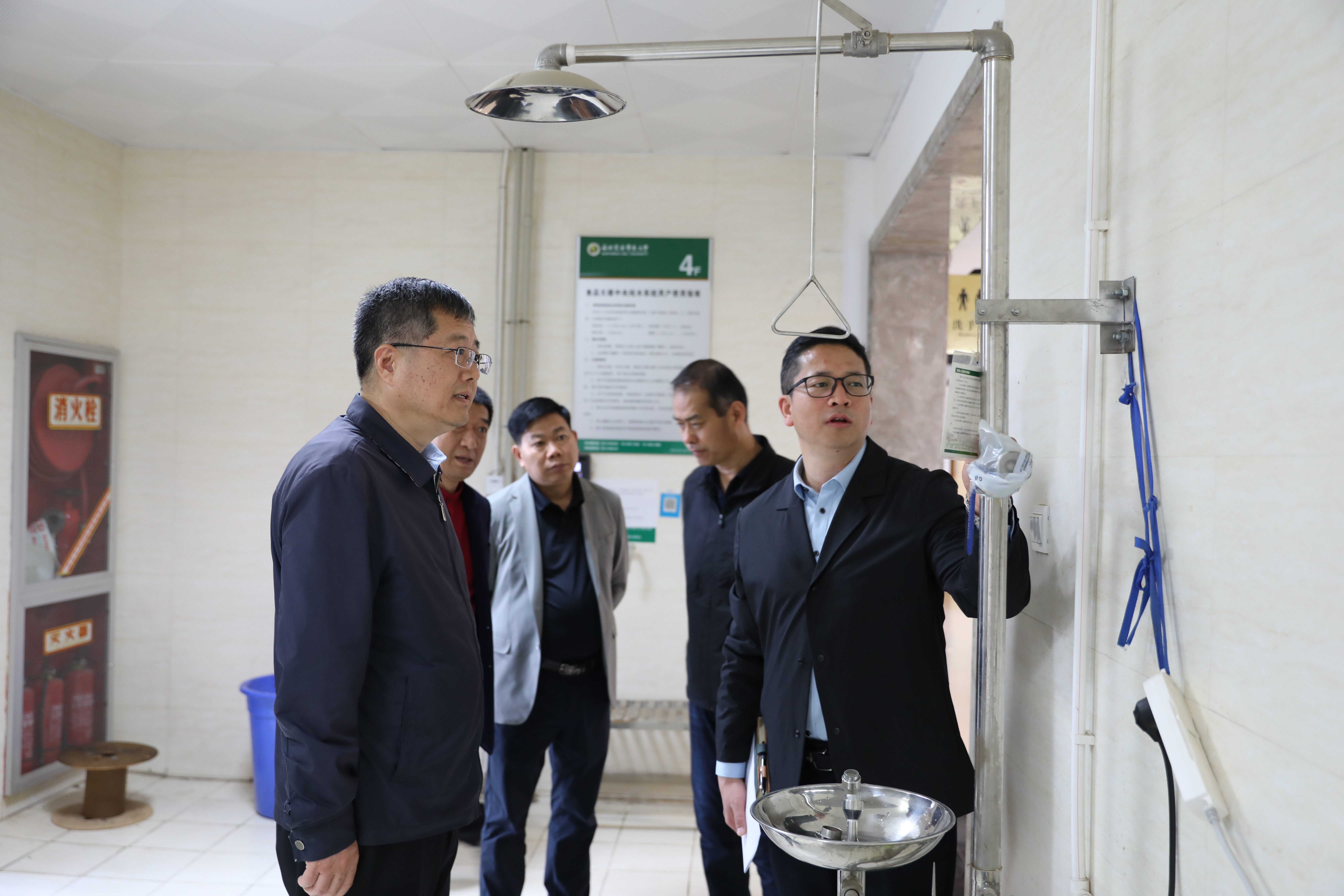 3bc9b23b3c05497797feb0fbb1a03435.jpg 3bc9b23b3c05497797feb0fbb1a03435.jpg